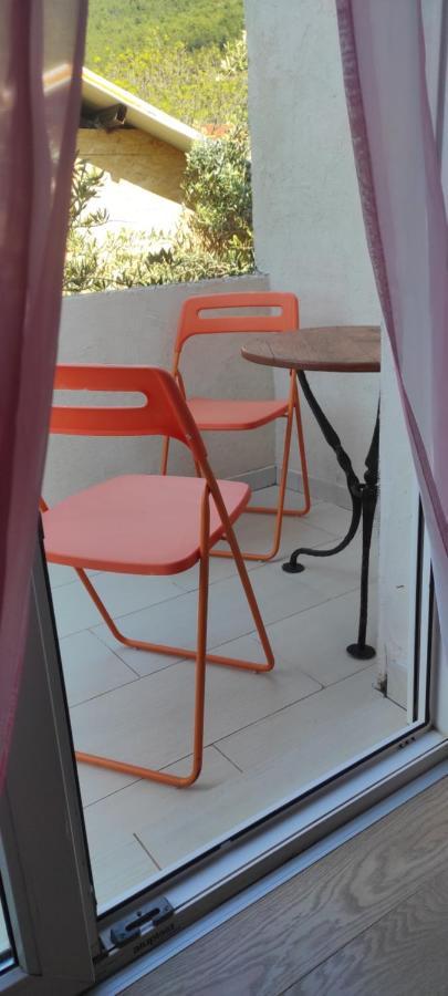Apartmani Maslina Žuljana Rom bilde