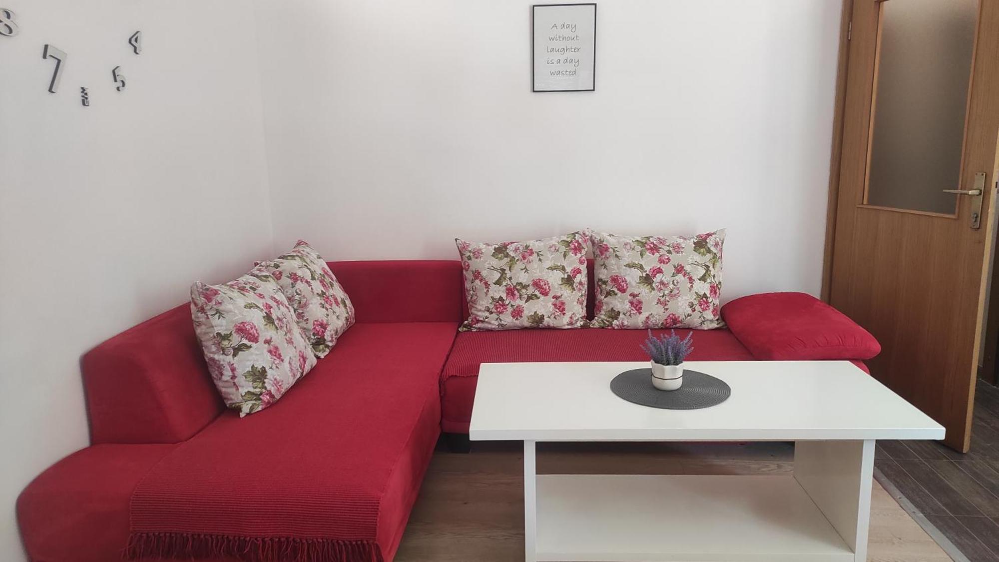Apartmani Maslina Žuljana Rom bilde